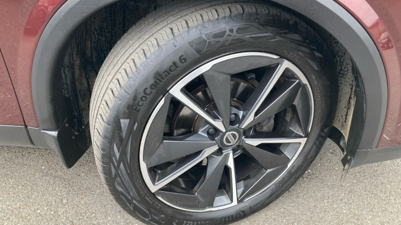 Nissan Qashqai 1.3 DiG-T MH 158 Tekna 5dr Xtronic Petrol Hatchback